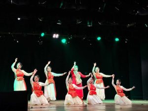 Kathak Grp Performance by Faculty of Indian Music & Dance